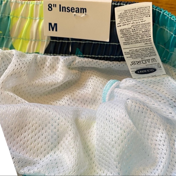 Men’s Old Navy Swim Trunk - Picture 5 of 5